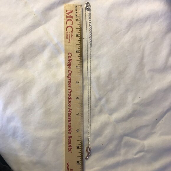 Avon  Breast Cancer Crusade Pink Ribbon Rhinestone Necklace 2004‎ Silver Tone - Picture 5 of 7